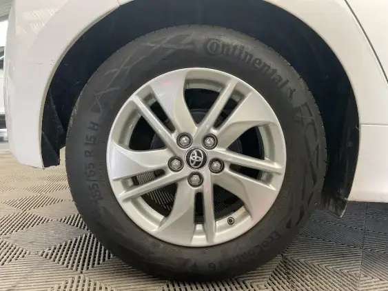 TOYOTA YARIS IV - voiture d'occasion - Photo 25