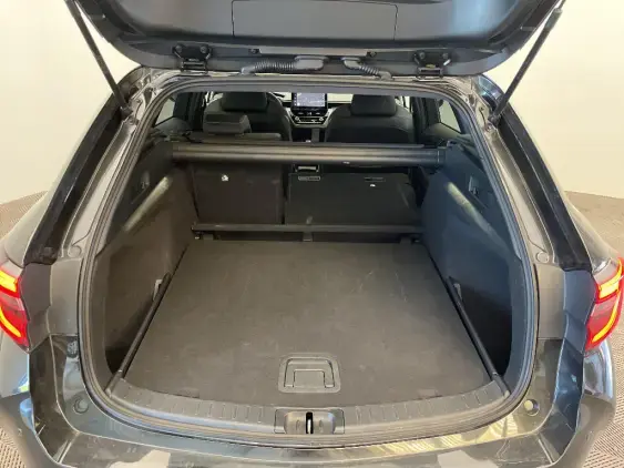 TOYOTA COROLLA TOURING SPT X - voiture d'occasion - Photo 16