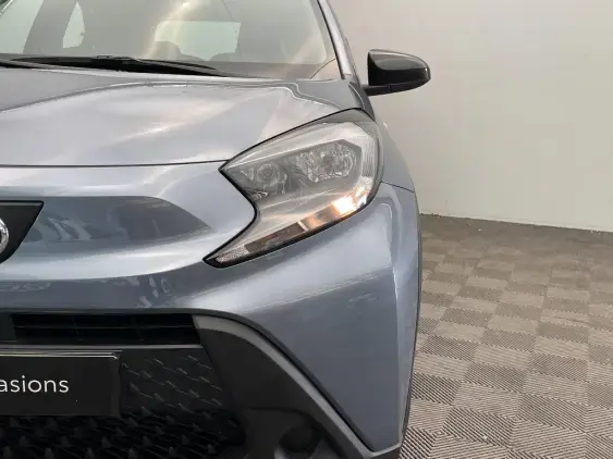TOYOTA AYGO X - voiture d'occasion - Photo 22