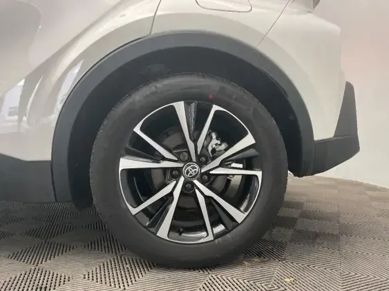 TOYOTA C-HR II - voiture d'occasion - Photo 24