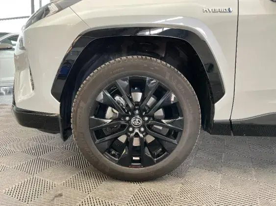 TOYOTA RAV4 V - voiture d'occasion - Photo 23