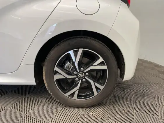 TOYOTA YARIS IV - voiture d'occasion - Photo 24