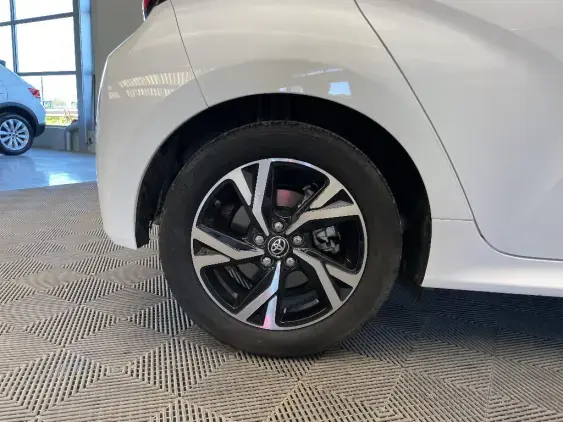 TOYOTA YARIS IV - voiture d'occasion - Photo 25