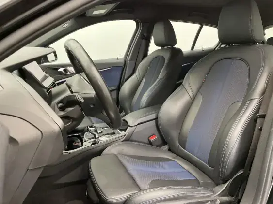 BMW SERIE 1 F40 - voiture d'occasion - Photo 17