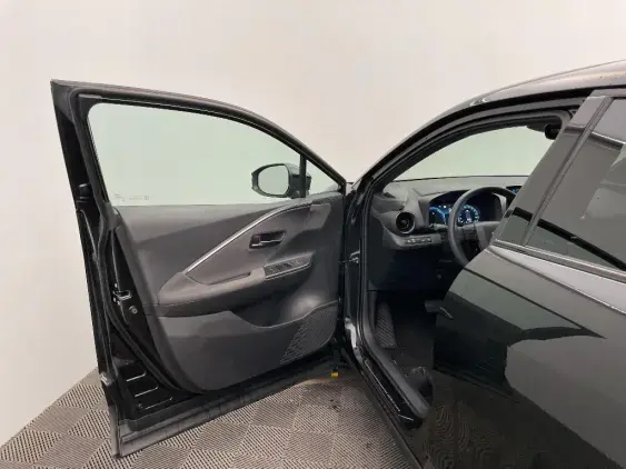 TOYOTA C-HR II - voiture d'occasion - Photo 19