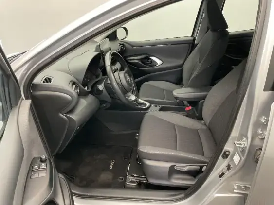 TOYOTA YARIS IV - voiture d'occasion - Photo 18