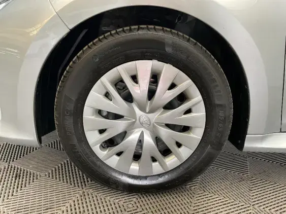 TOYOTA YARIS IV - voiture d'occasion - Photo 23