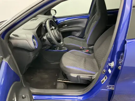 TOYOTA AYGO X - voiture d'occasion - Photo 18