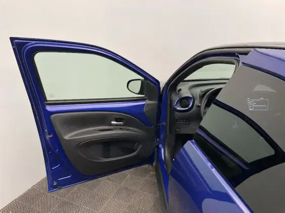 TOYOTA AYGO X - voiture d'occasion - Photo 19