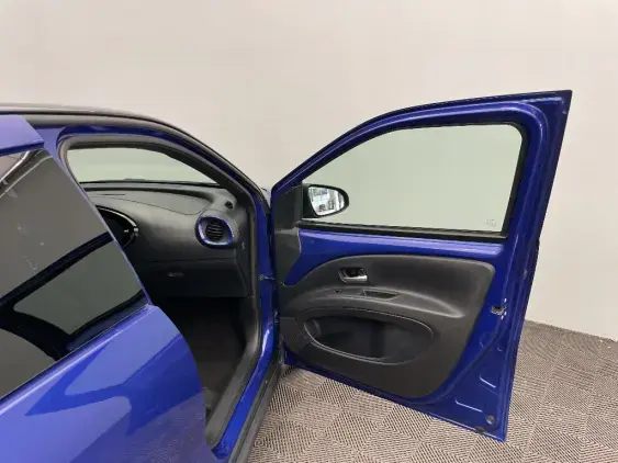 TOYOTA AYGO X - voiture d'occasion - Photo 20