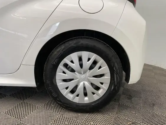 TOYOTA YARIS IV - voiture d'occasion - Photo 24