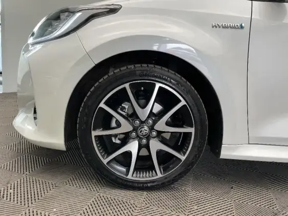 TOYOTA YARIS IV - voiture d'occasion - Photo 23