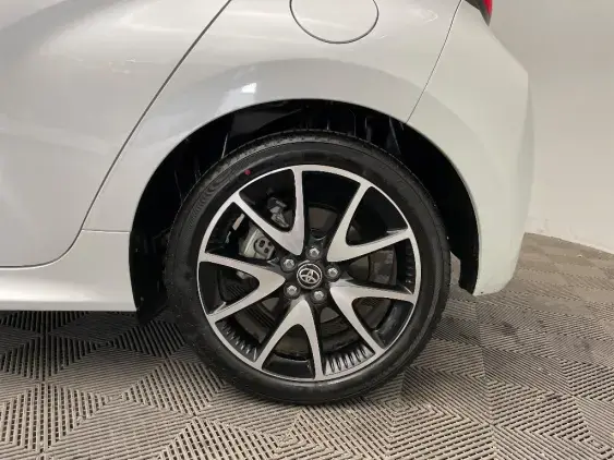 TOYOTA YARIS IV - voiture d'occasion - Photo 24