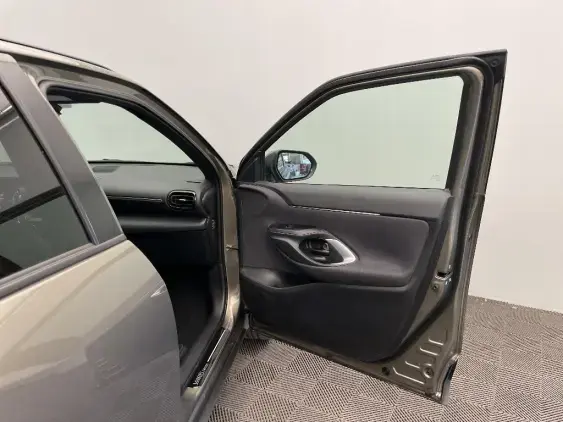 TOYOTA YARIS CROSS I - voiture d'occasion - Photo 20