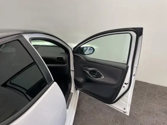 TOYOTA YARIS IV - voiture d'occasion - Photo 20