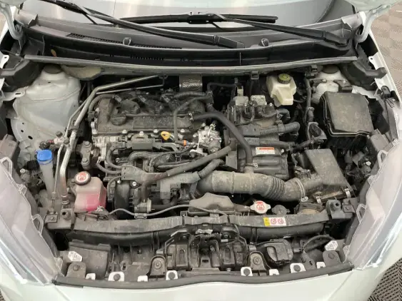 TOYOTA YARIS IV - voiture d'occasion - Photo 21