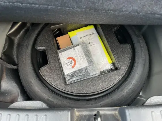 TOYOTA YARIS IV - voiture d'occasion - Photo 17