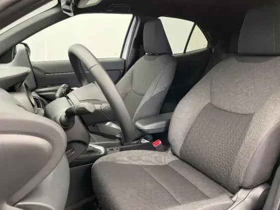 TOYOTA YARIS CROSS I - voiture d'occasion - Photo 18