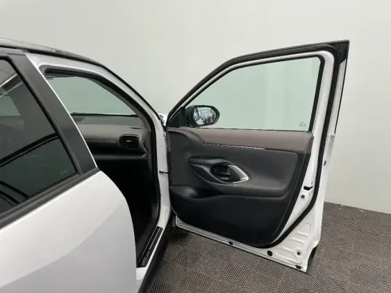 TOYOTA YARIS CROSS I - voiture d'occasion - Photo 20