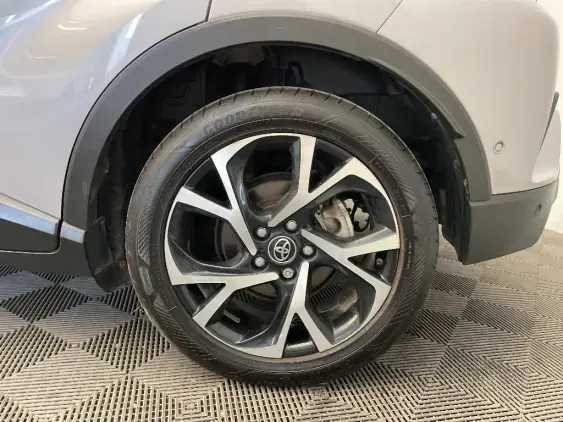 TOYOTA C-HR - voiture d'occasion - Photo 23
