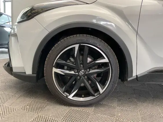 TOYOTA C-HR - voiture d'occasion - Photo 23