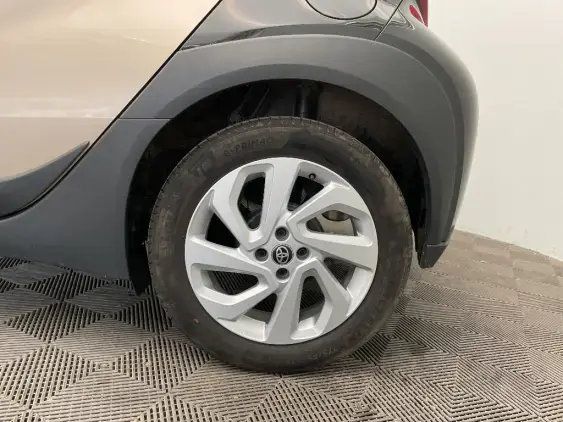 TOYOTA AYGO X - voiture d'occasion - Photo 23
