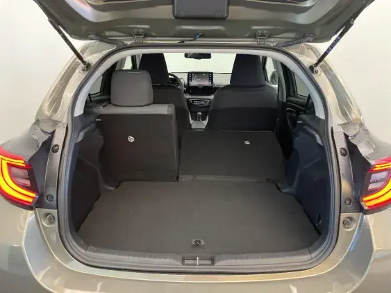 TOYOTA YARIS IV - voiture d'occasion - Photo 16