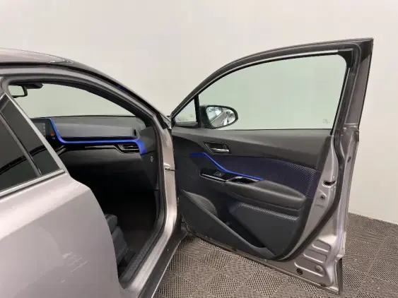 TOYOTA C-HR - voiture d'occasion - Photo 20