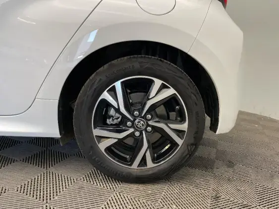TOYOTA YARIS IV - voiture d'occasion - Photo 24