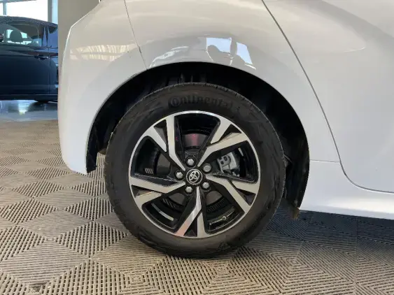 TOYOTA YARIS IV - voiture d'occasion - Photo 25