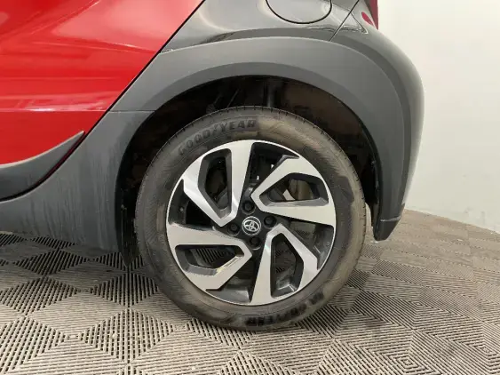 TOYOTA AYGO X - voiture d'occasion - Photo 24
