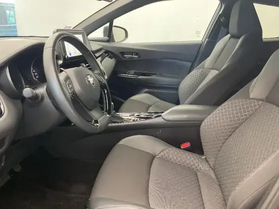 TOYOTA C-HR - voiture d'occasion - Photo 18