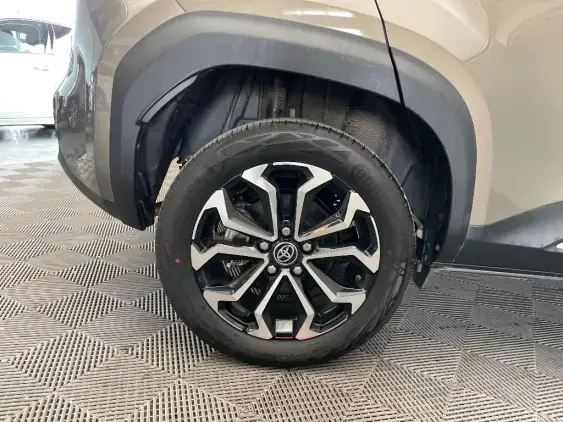 TOYOTA YARIS CROSS I - voiture d'occasion - Photo 25
