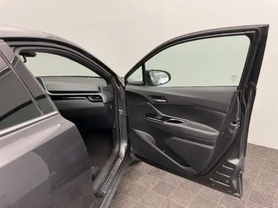 TOYOTA C-HR - voiture d'occasion - Photo 20