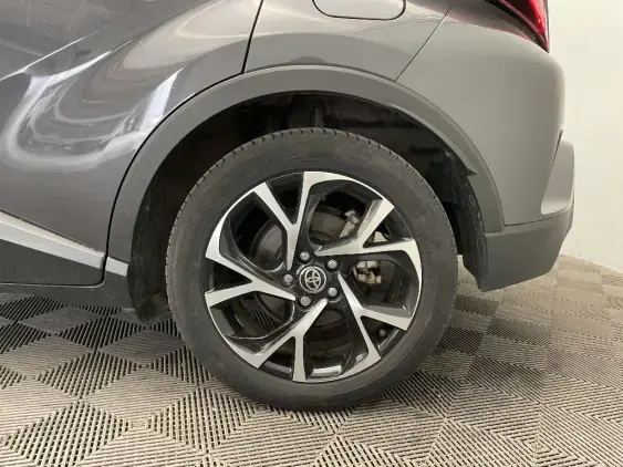 TOYOTA C-HR - voiture d'occasion - Photo 24