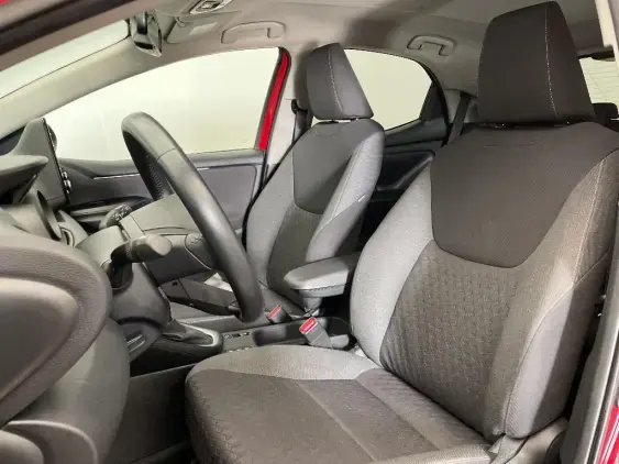 TOYOTA YARIS IV - voiture d'occasion - Photo 18