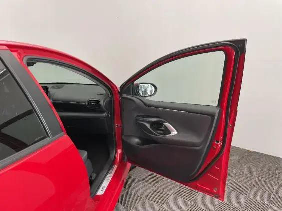 TOYOTA YARIS IV - voiture d'occasion - Photo 20
