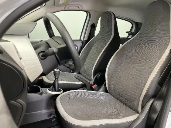 RENAULT TWINGO III - voiture d'occasion - Photo 16
