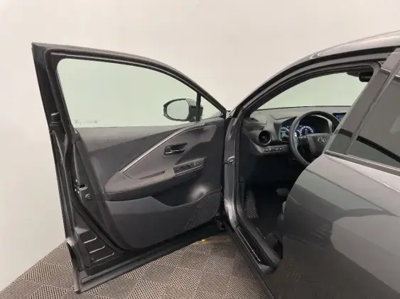 TOYOTA C-HR II - voiture d'occasion - Photo 19