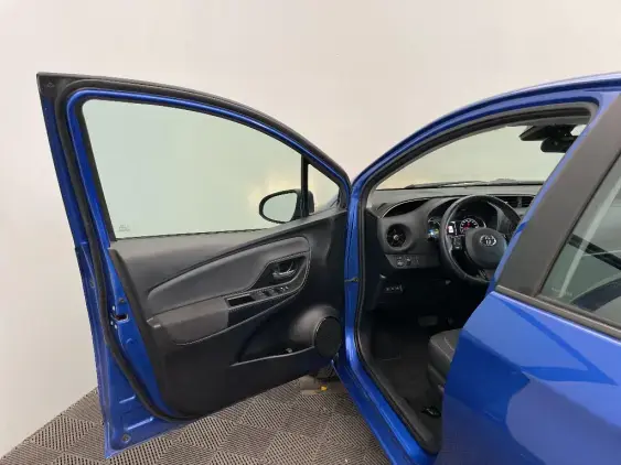 TOYOTA YARIS III - voiture d'occasion - Photo 18