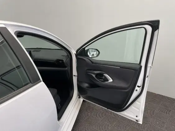 TOYOTA YARIS IV - voiture d'occasion - Photo 20