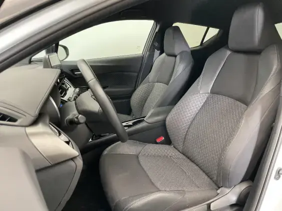 TOYOTA C-HR - voiture d'occasion - Photo 18