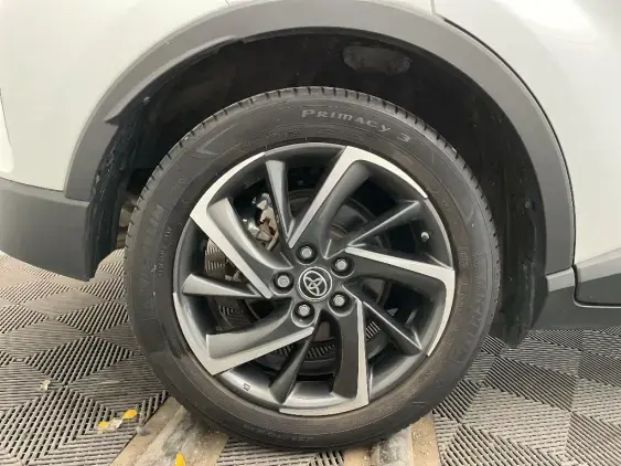 TOYOTA C-HR - voiture d'occasion - Photo 24