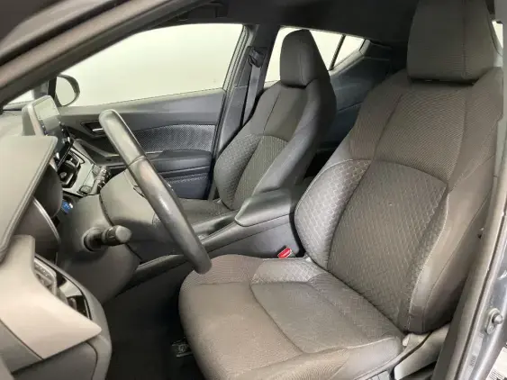 TOYOTA C-HR - voiture d'occasion - Photo 18