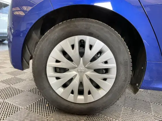 TOYOTA YARIS IV - voiture d'occasion - Photo 24