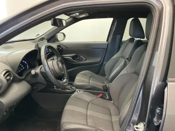 TOYOTA YARIS CROSS I - voiture d'occasion - Photo 18