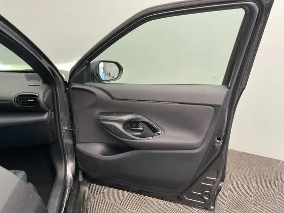 TOYOTA YARIS CROSS I - voiture d'occasion - Photo 20