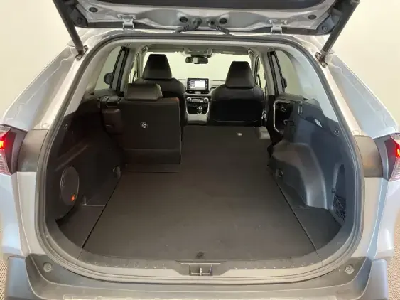 TOYOTA RAV4 V - voiture d'occasion - Photo 16