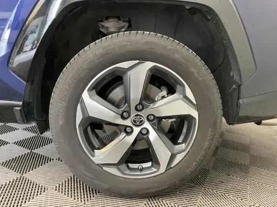 TOYOTA RAV4 V - voiture d'occasion - Photo 24