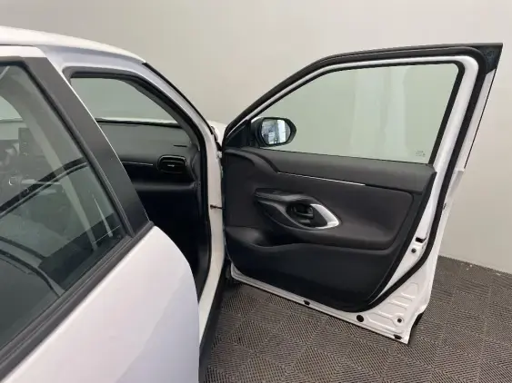 TOYOTA YARIS CROSS I - voiture d'occasion - Photo 20
